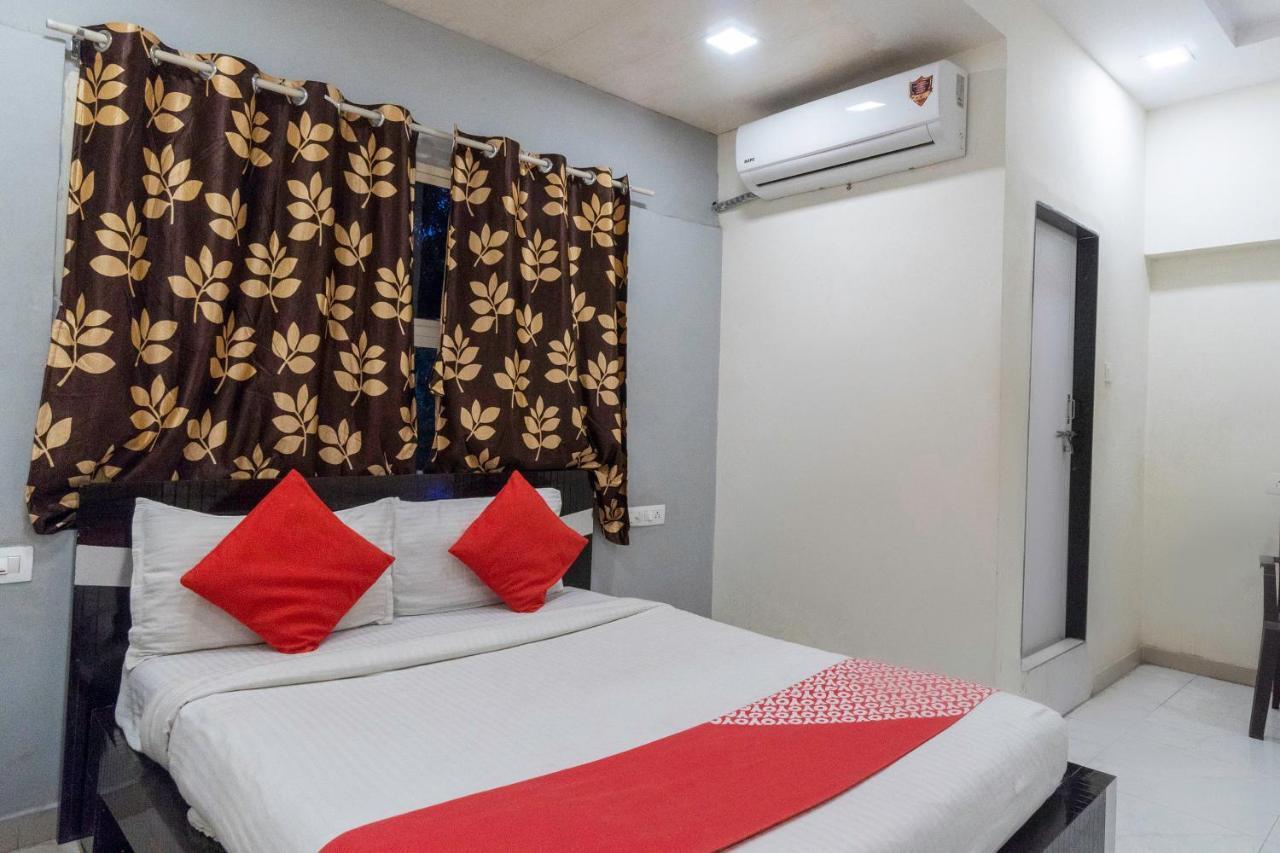 โอโย 13535 อากาศ Hotel อาเมดาบัด ภายนอก รูปภาพ